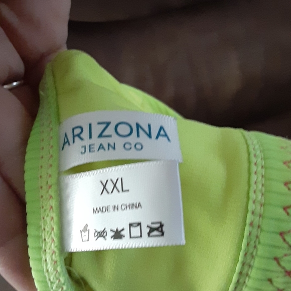 Swim top - Picture 2 of 2